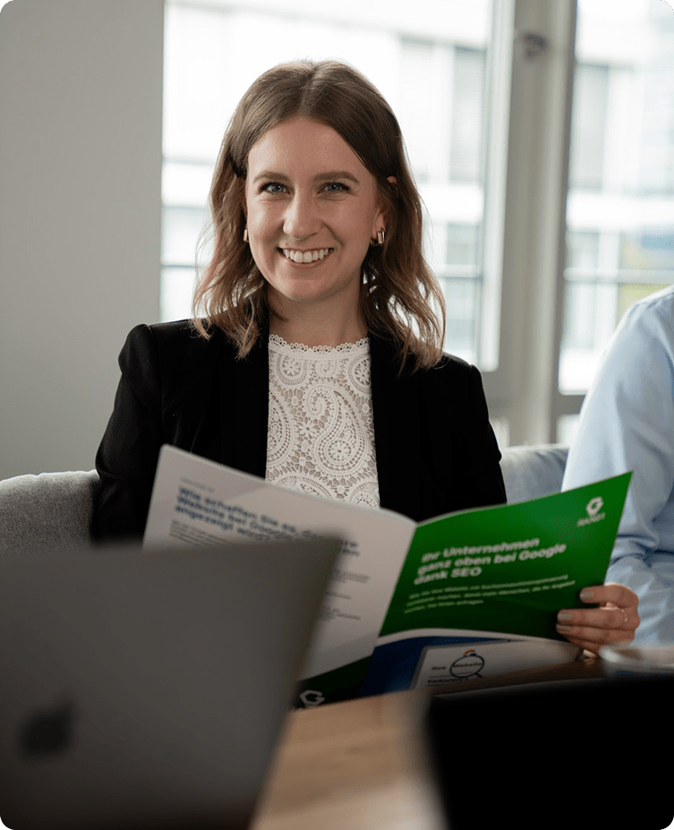 Bewirb dich bei Rang1, wenn du offen für konstruktives Feedback bist, dich gerne weiterentwickelst und dich mit klaren Abläufen wohlfühlst.